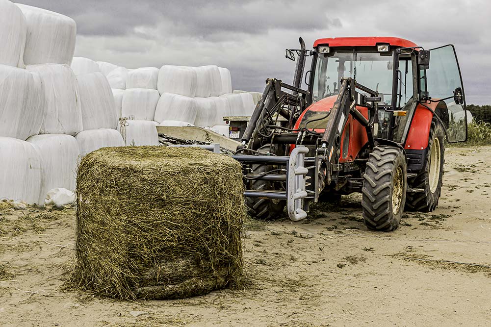 Your Guide for Choosing the Best Front Loader Tractor Tires PTK